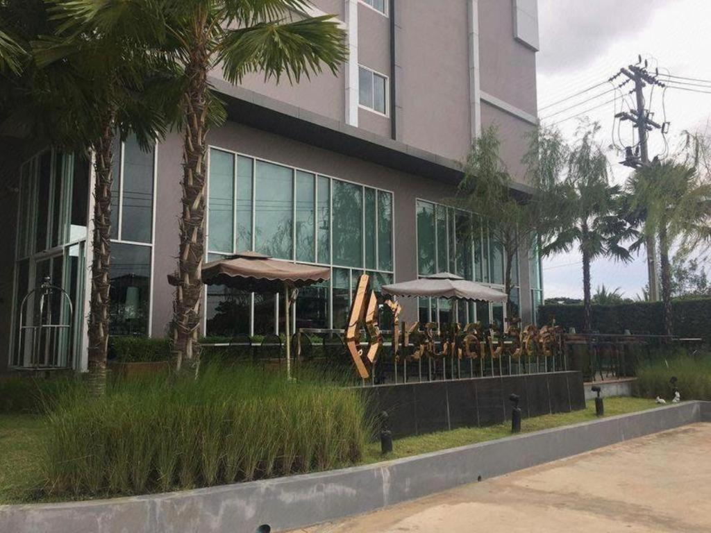 Chaisaeng Villa Sing Buri Zewnętrze zdjęcie