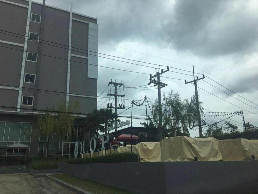 Chaisaeng Villa Sing Buri Zewnętrze zdjęcie