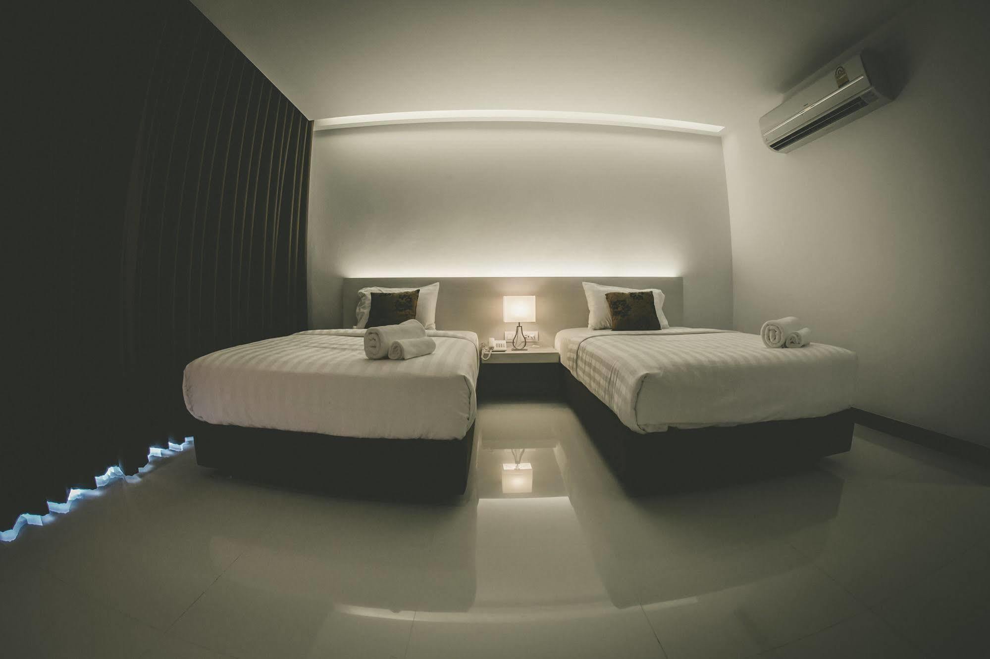 Chaisaeng Villa Sing Buri Zewnętrze zdjęcie